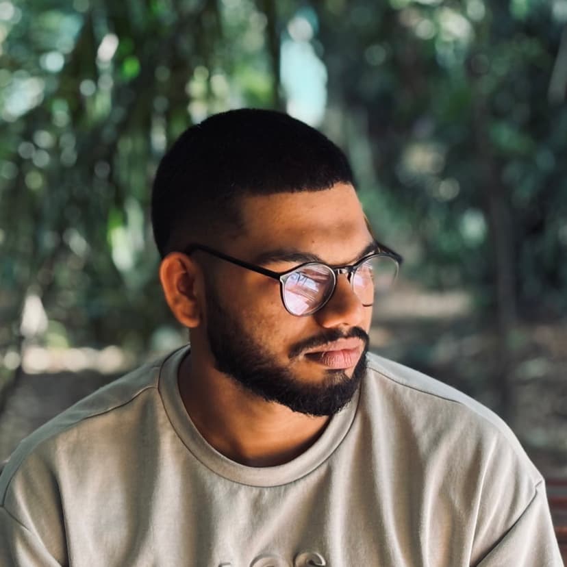 Sayar - Content Creator and Web Developer